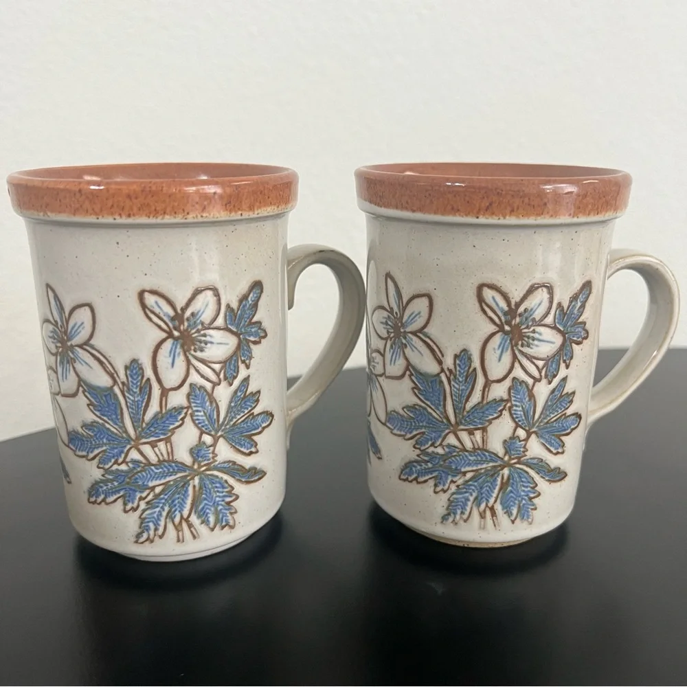 Vintage Ashdale Pottery England‎ Stoneware Pair Of Mugs Floral Blue Flowers